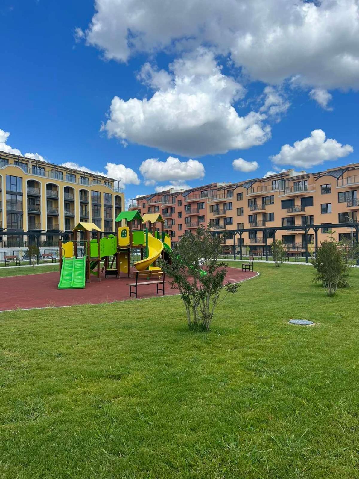 Bella Breeze - Free Parking By Rv Appartamento Varna